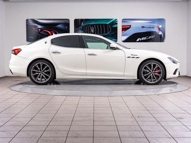 MASERATI GHIBLI Sedan