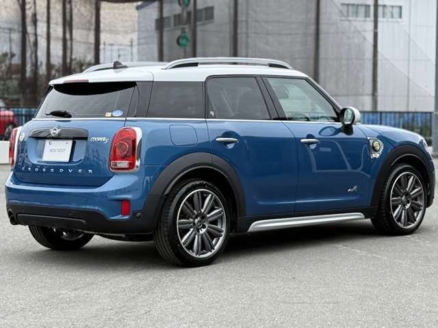 BMW MINI COOPER SE CROSSOVER