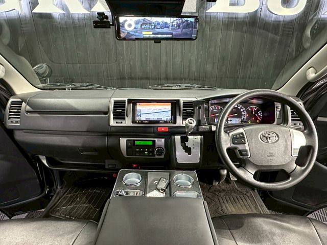 HIACE van 2WD