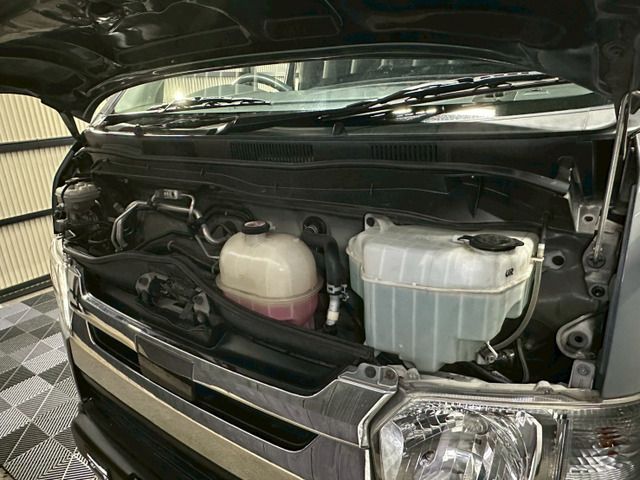 HIACE van 2WD