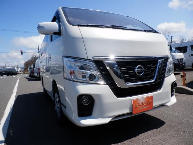 NV350 CARAVAN 4WD