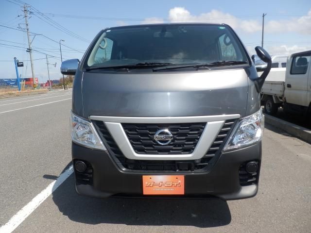 NV350 CARAVAN 4WD