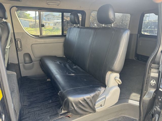 HIACE van 4WD