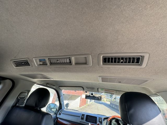 HIACE van 4WD