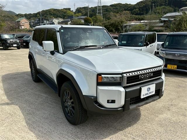 LANDCRUISER 250