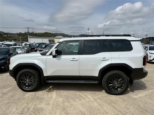 LANDCRUISER 250