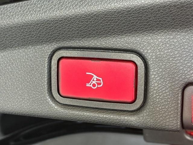 MERCEDES BENZ E class open