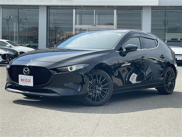 MAZDA3 FASTBACK