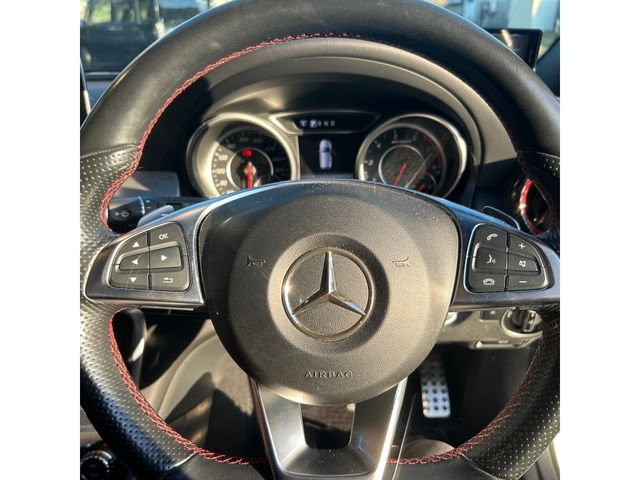MERCEDES AMG CLA Shooting Brake