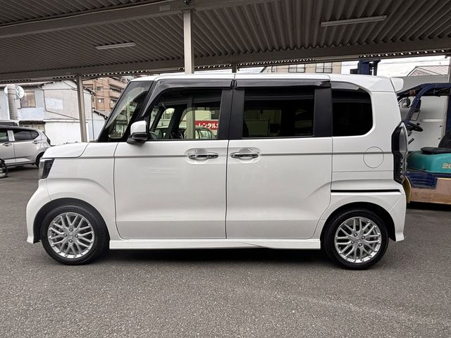 N-BOX CUSTOM