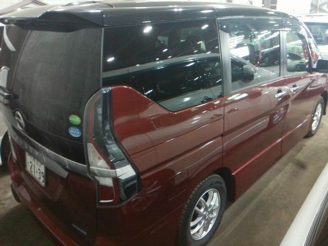 SERENA  S-HYBRID 4WD