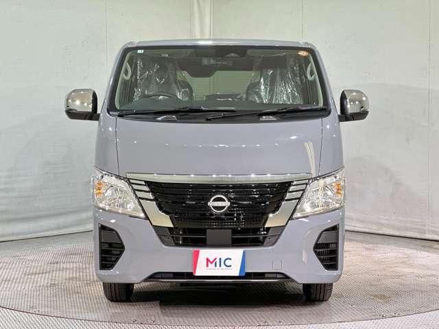 CARAVAN van 2WD