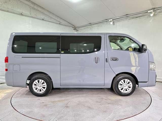 CARAVAN van 2WD