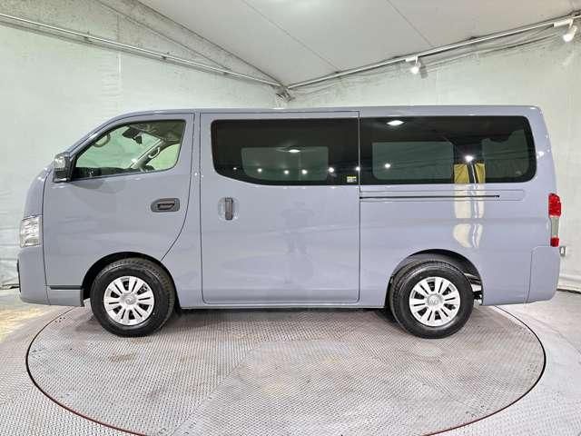 CARAVAN van 2WD