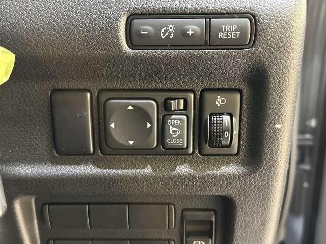 CARAVAN van 2WD