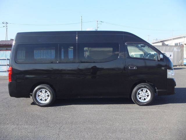 NV350 CARAVAN 4WD