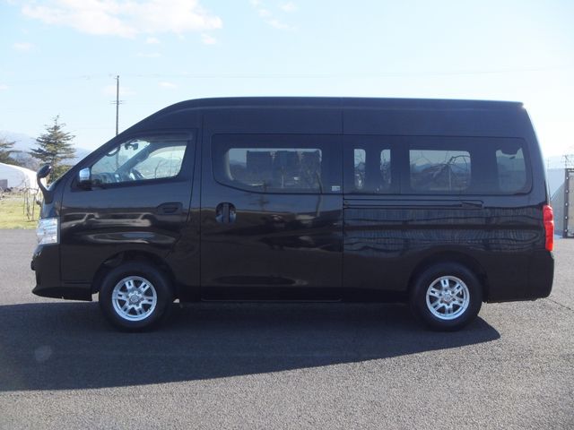 NV350 CARAVAN 4WD