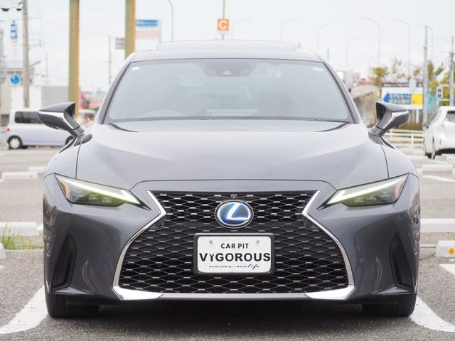 LEXUS IS300h