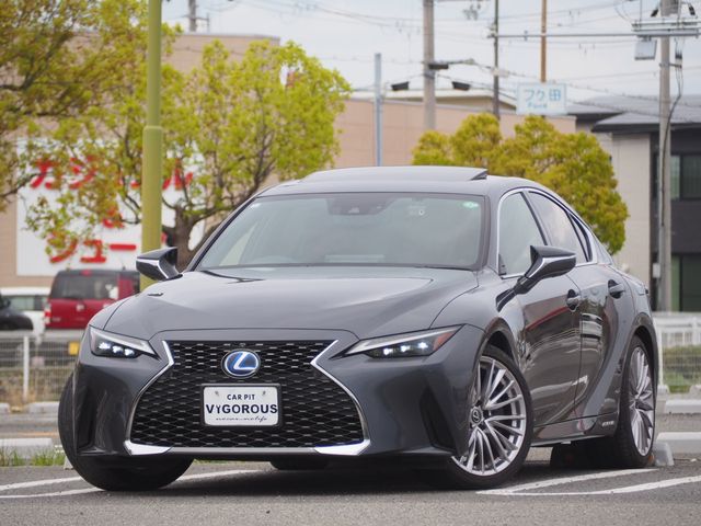 LEXUS IS300h