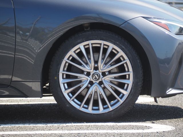 LEXUS IS300h