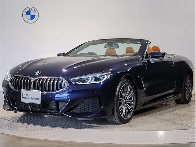 BMW 8series open