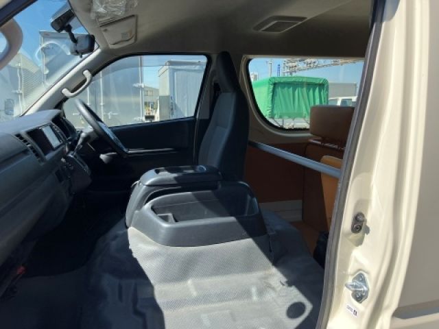 HIACE wagon
