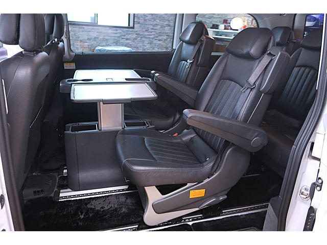 MERCEDES BENZ V class