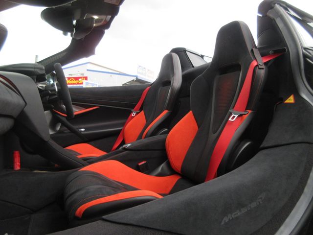 McLaren 750S Spider