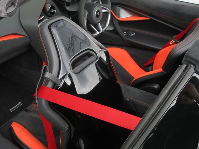 McLaren 750S Spider