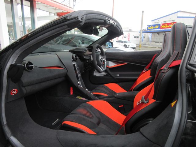 McLaren 750S Spider