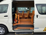 HIACE COMMUTER