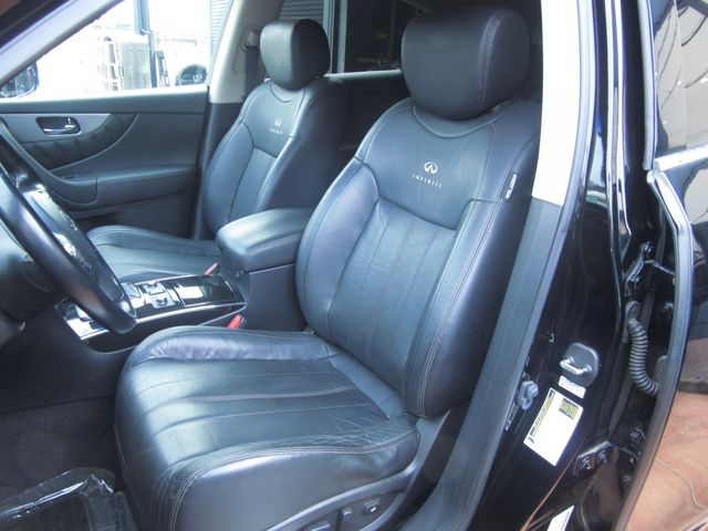 INFINITY FX35 4WD