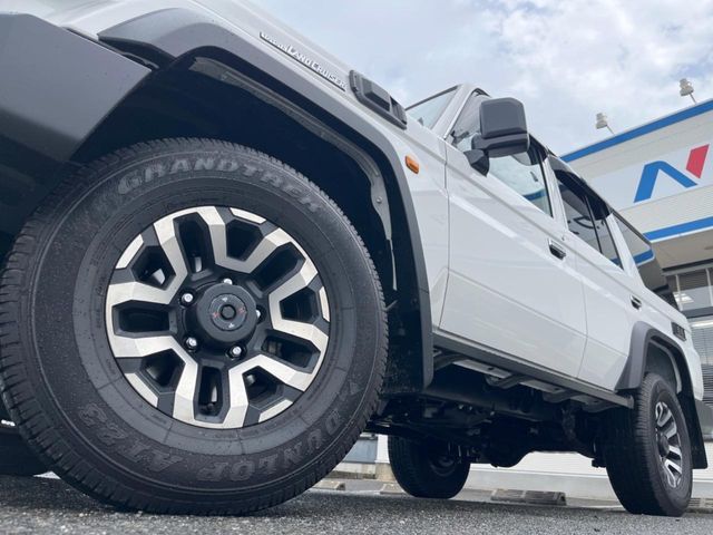 LANDCRUISER 70