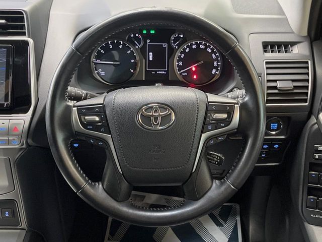 LANDCRUISER PRADO