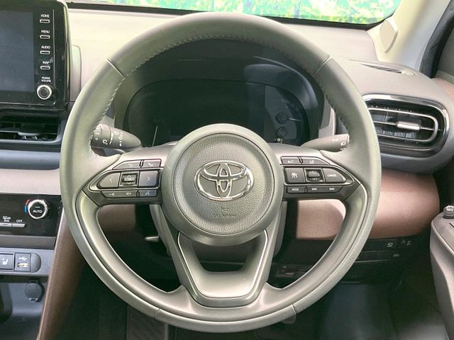 YARIS CROSS HYBRID
