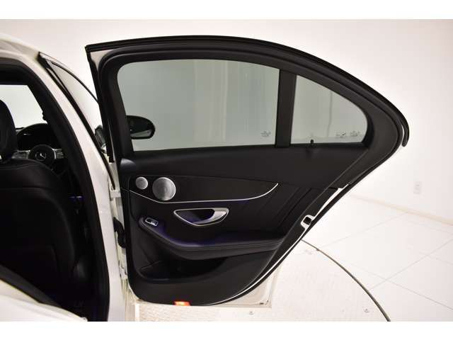 MERCEDES BENZ C class sedan HYBRID