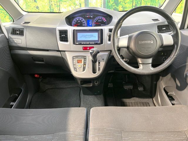 MOVE CUSTOM