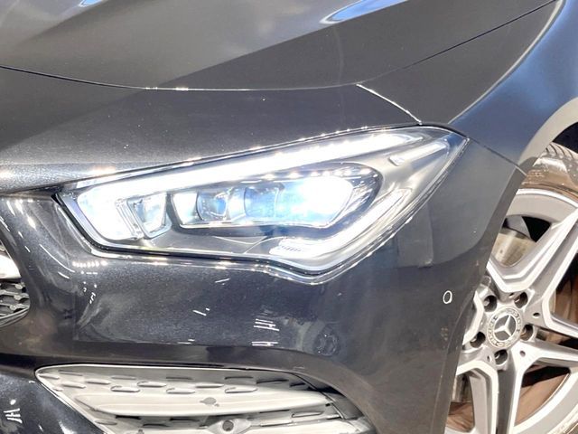 MERCEDES BENZ CLA class