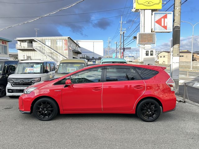 PRIUS Alpha