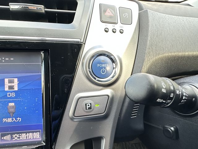 PRIUS Alpha