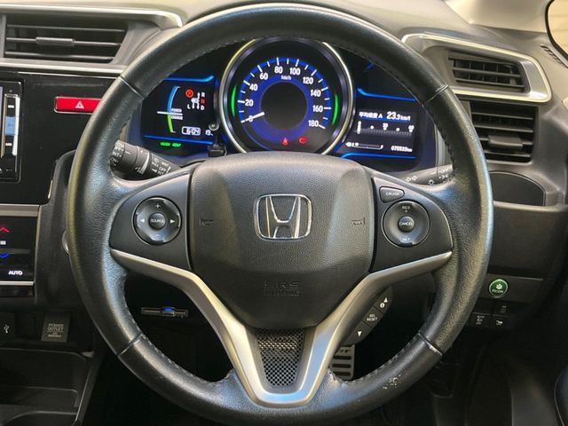 FIT HYBRID