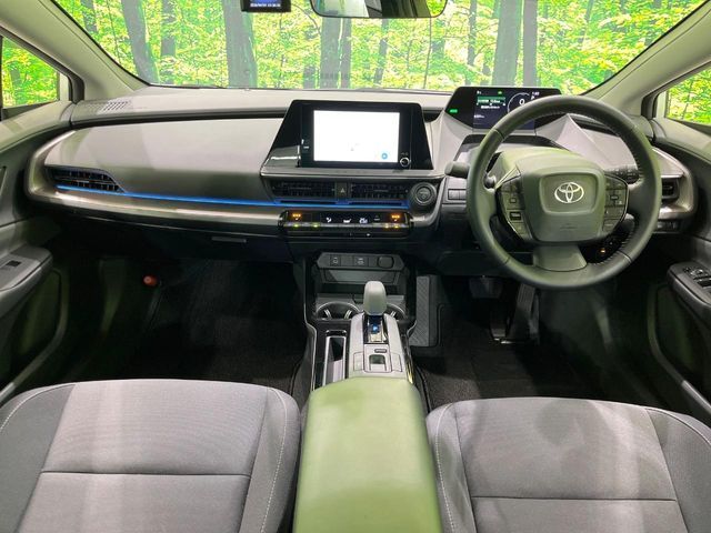 PRIUS 4WD