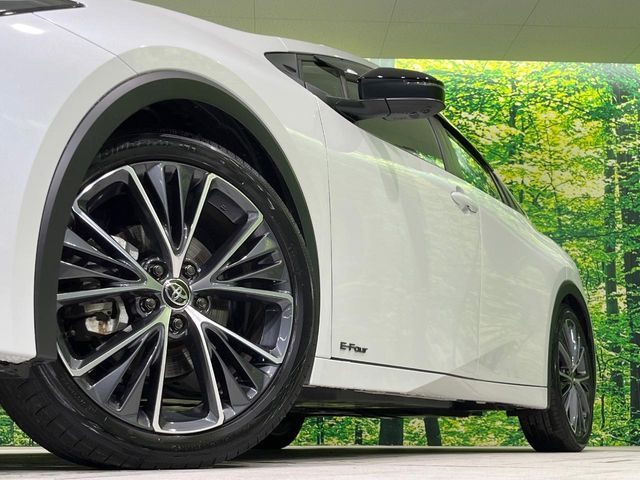 PRIUS 4WD