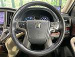CROWN sedan hybrid