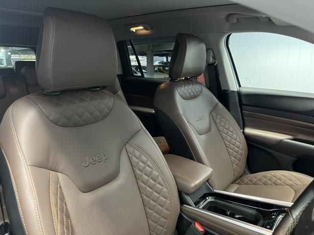 JEEP COMMANDER