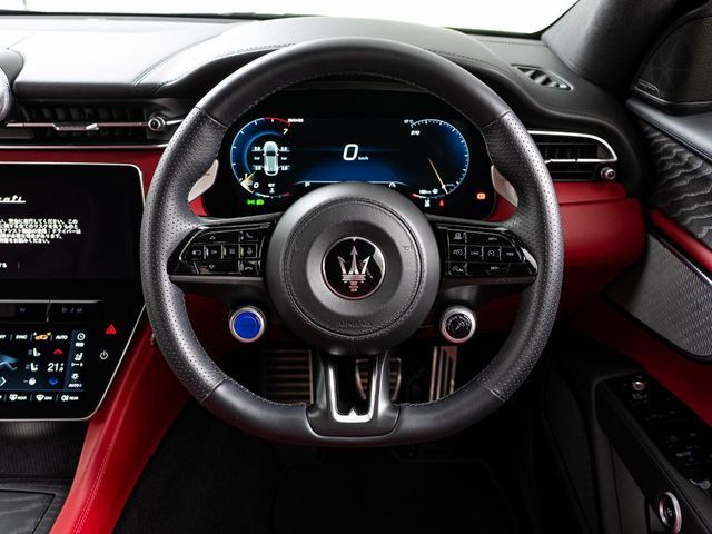 MASERATI Grecale