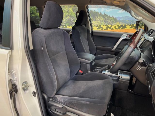 LANDCRUISER PRADO