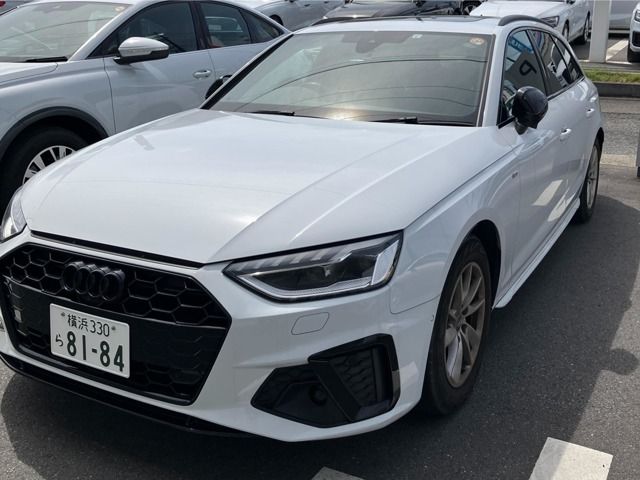 AUDI A4 AVANT