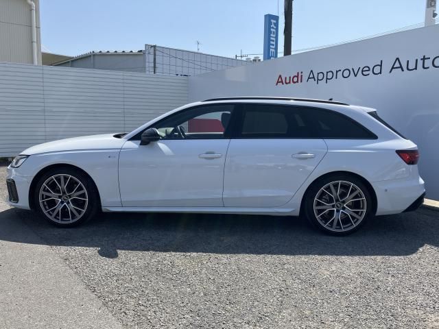 AUDI A4 AVANT