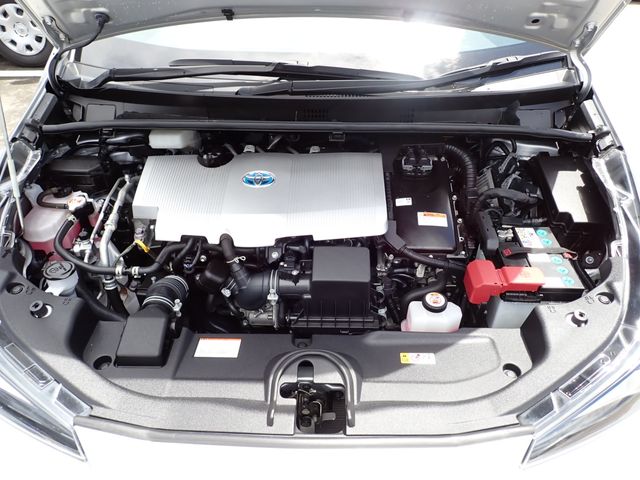 PRIUS 4WD